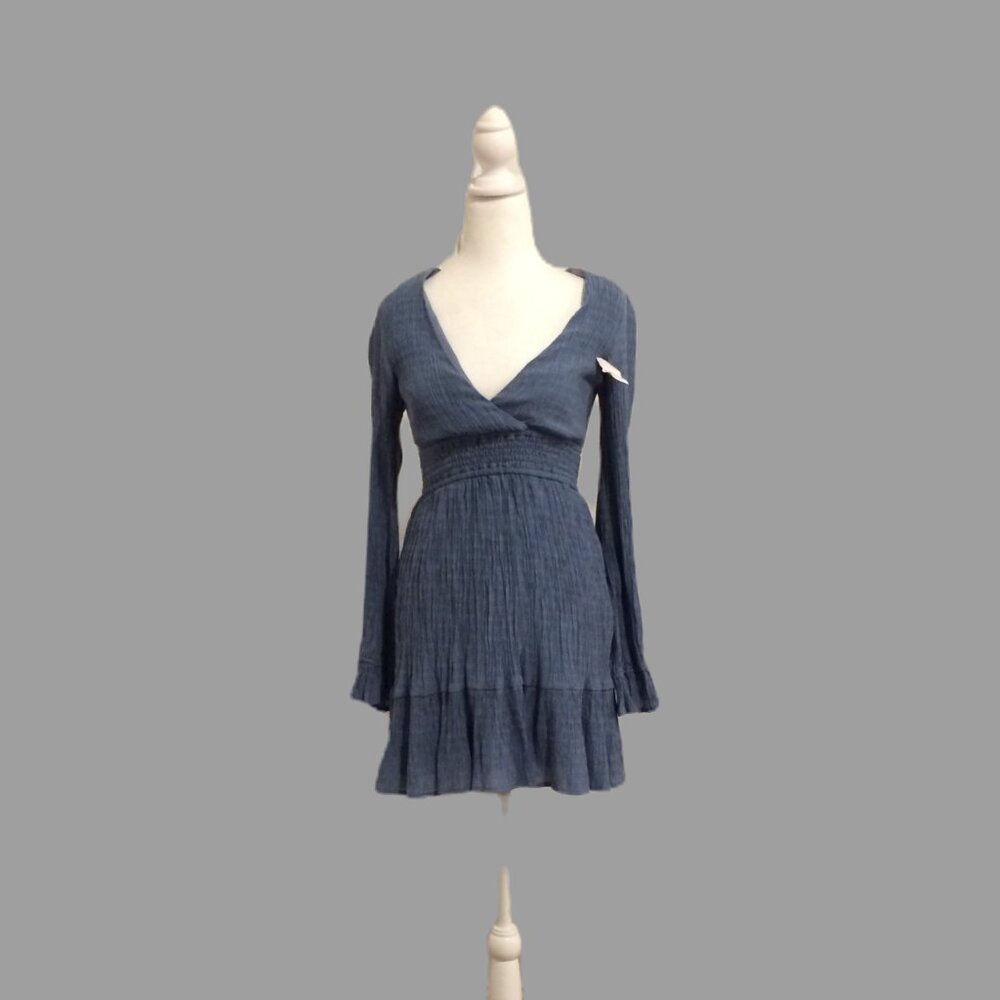 Lulus long sleeve blue dress